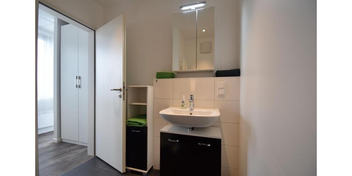 Voll ausgestattetes Penthouse-Apartment für 1 Person, zentral in Frankfurt-Niederrad 1 zimmer
