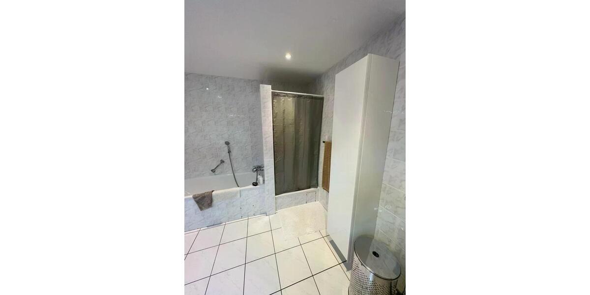 Wunderschöne 2-Zimmer-Wohnung mit Balkon & EBK 2 zimmer