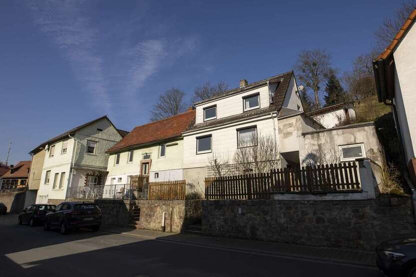 Haus zum Kaufen in Höllerbach 150.000 € 157 m²