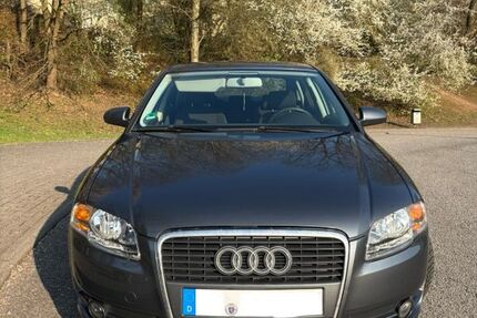 Audi A4 136.000 km 3.900 &euro; Fürth 64658