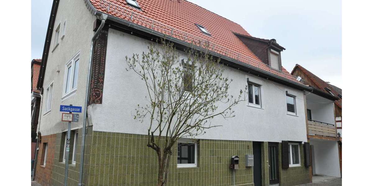 Einfamilienhaus Breuberg - 6 Zimmer, 145 m&sup2;, 1.100&euro; | Angebot:26946714