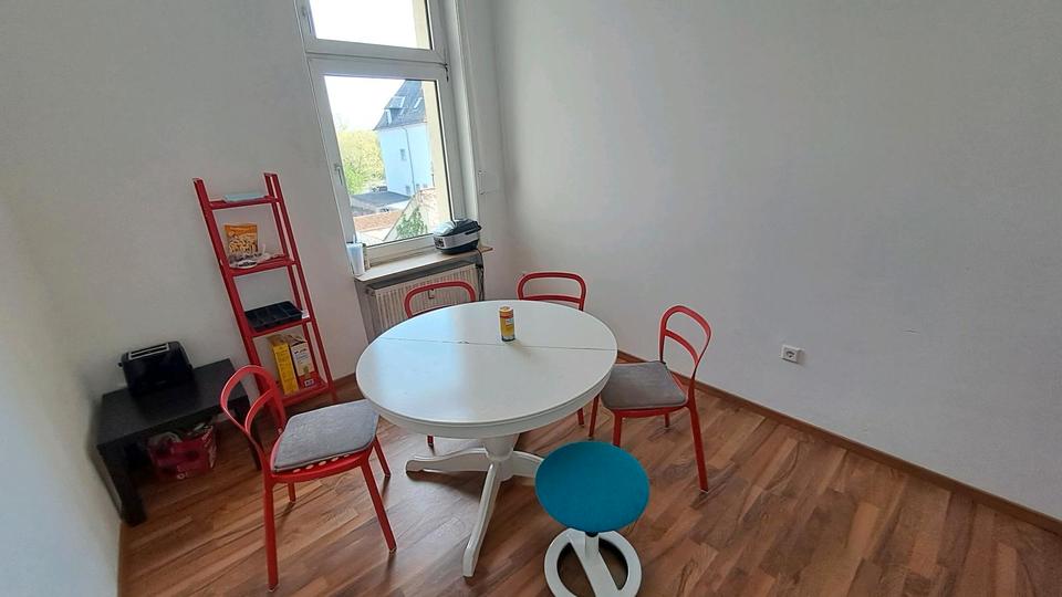 Etagenwohnung Frankfurt am Main Schwanheim - 3 Zimmer, 65 m&sup2;, 1.100&euro; | Angebot:26403862