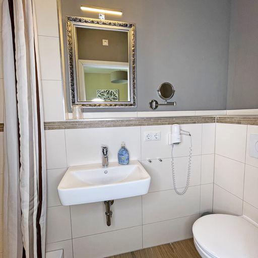 Etagenwohnung Mainz Laubenheim - 1 Zimmer, 11 m&sup2;, 610&euro; | Angebot:26180808