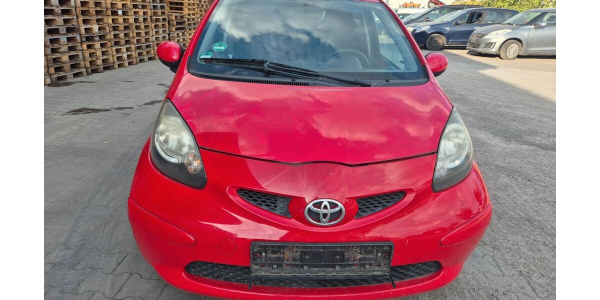 Toyota Aygo (X) 215.123 km 950 &euro; Dietzenbach 63128