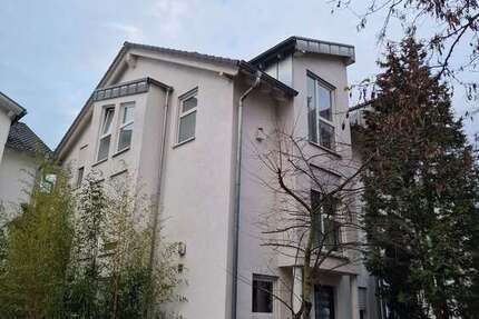 Haus Langen Steinberg - 6 Zimmer, 202 m&sup2;, 3.100&euro; | Angebot:26605335