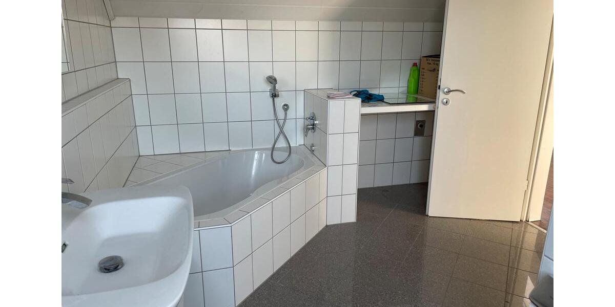 Dachgeschoßwohnung Hofheim am Taunus - 3 Zimmer, 89 m&sup2;, 370.000&euro; | Angebot:24779518