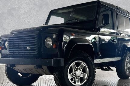 Land Rover Defender 98.800 km 40.880 &euro; Frankfurt a.M. 60314