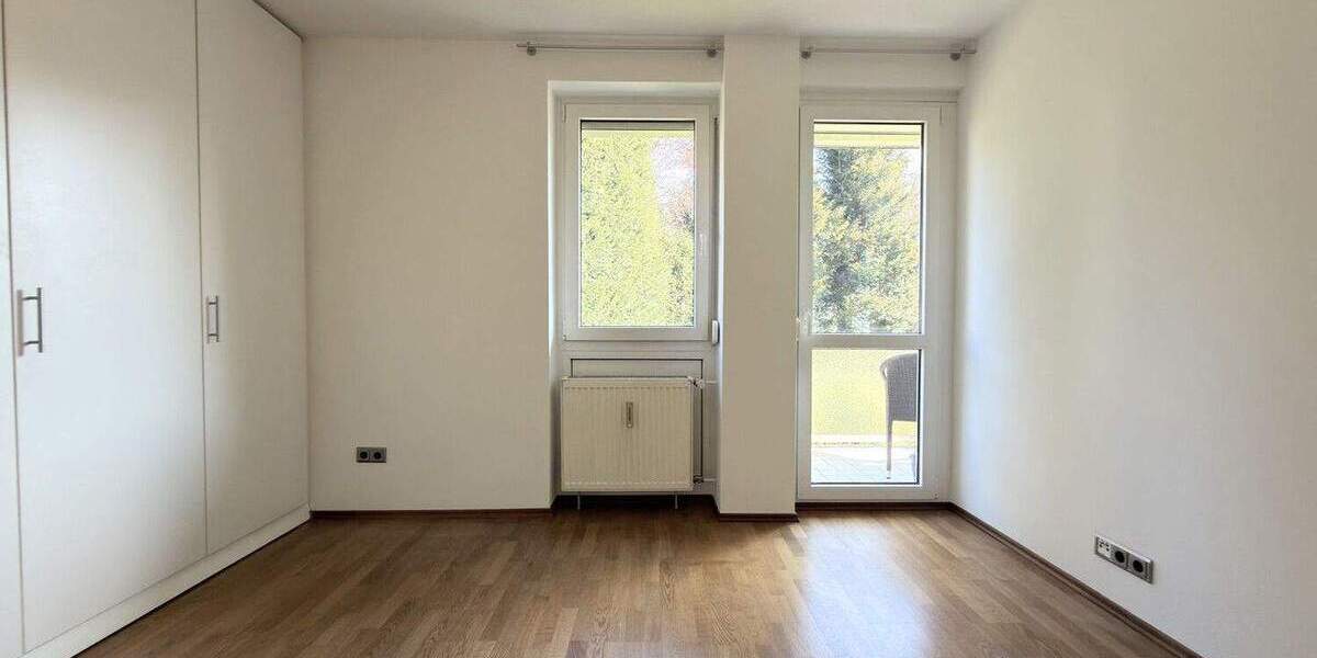 Etagenwohnung Frankfurt am Main Rödelheim - 3 Zimmer, 101 m&sup2;, 1.450&euro; | Angebot:25524239