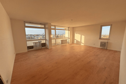 Wohnung Frankfurt am Main Preungesheim - 4 Zimmer, 132 m&sup2;, 1.650&euro; | Angebot:26826419