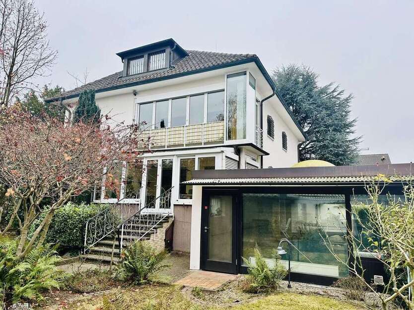 Haus zum Kaufen in Offenbach am Main 1.375.000 € 300 m²