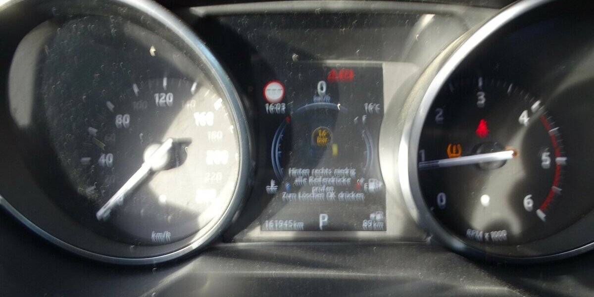 Land Rover Range Rover Evoque 2,0l TDI HSE Dynamic 161.943 km 12.790 &euro; Rodgau 63110