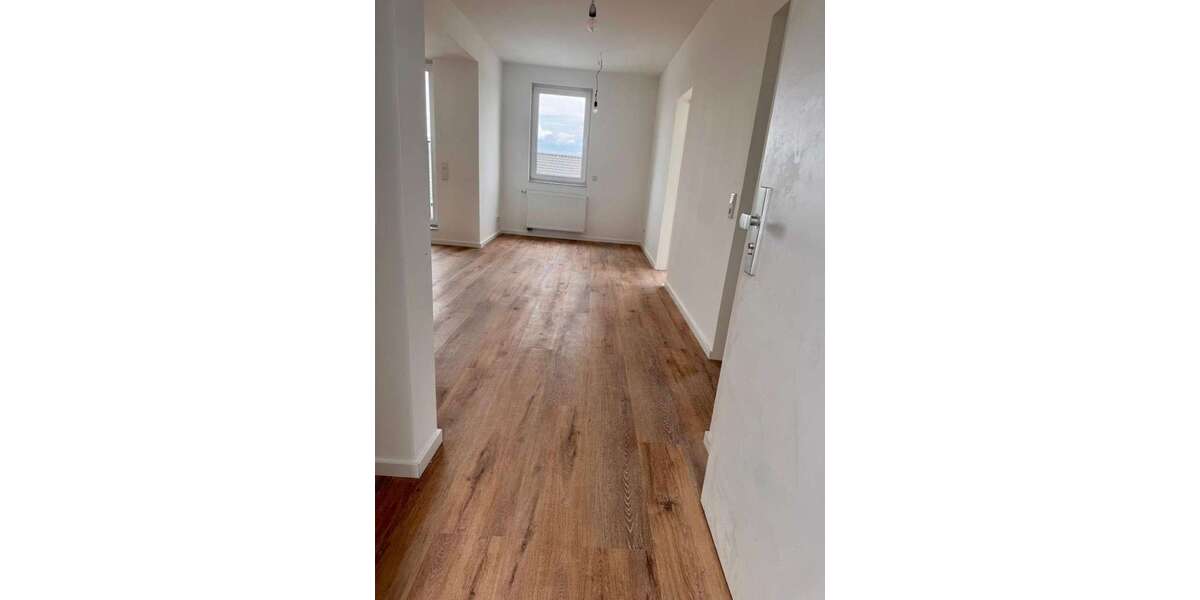 Etagenwohnung Offenbach am Main Nordend - 3 Zimmer, 82 m&sup2;, 1.200&euro; | Angebot:27031105