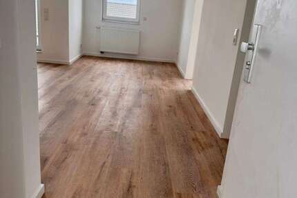Wohnung Offenbach am Main Nordend - 3 Zimmer, 82 m&sup2;, 1.200&euro; | Angebot:27031105