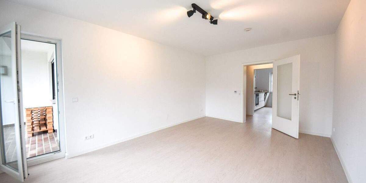 DIETZ: TOP-Modernisierte 2-Zimmer-Wohnung im 1. Obergeschoss 2 zimmer