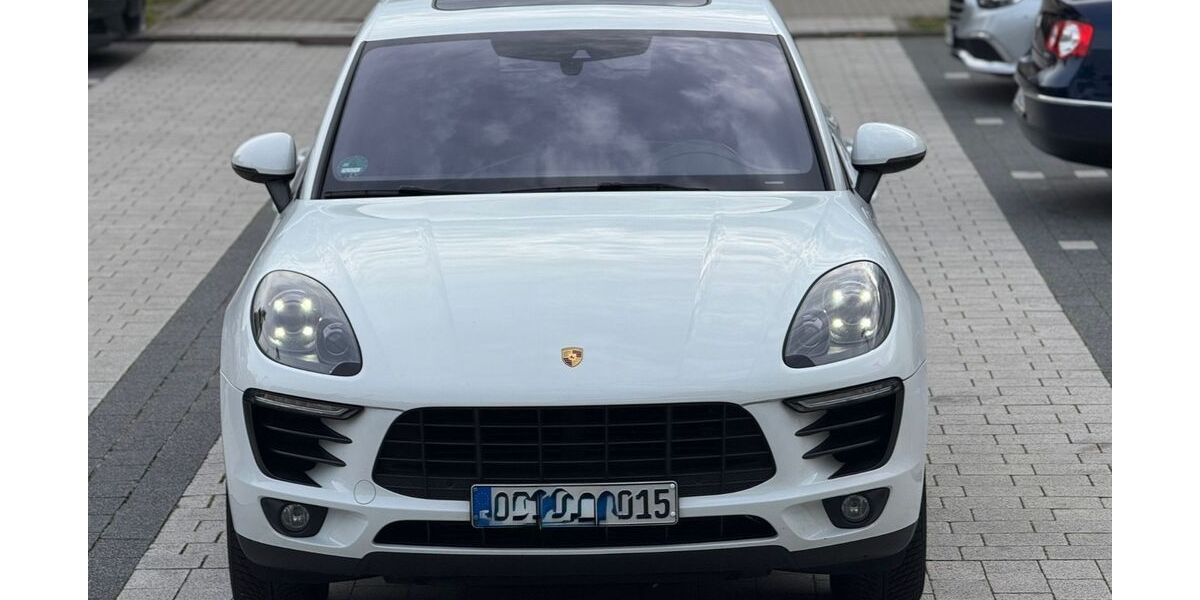 Porsche Macan 100.000 km 32.490 &euro; Offenbach am Main 63069