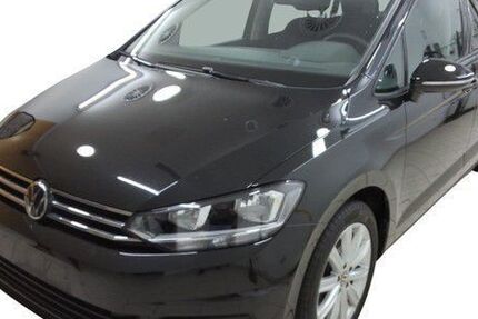 VW Touran 8.321 km 33.480 &euro; Frankfurt 60326