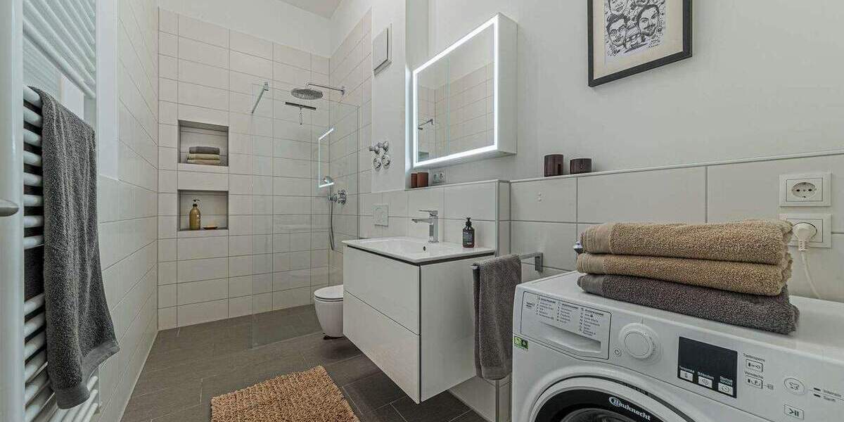 Etagenwohnung Frankfurt am Main Bahnhofsviertel - 2 Zimmer, 70 m&sup2;, 1.690&euro; | Angebot:23789894