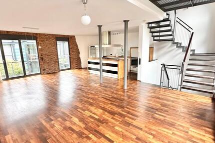 Wohnung Offenbach am Main Bieberer Berg - 3 Zimmer, 152 m&sup2;, 1.950&euro; | Angebot:25432459