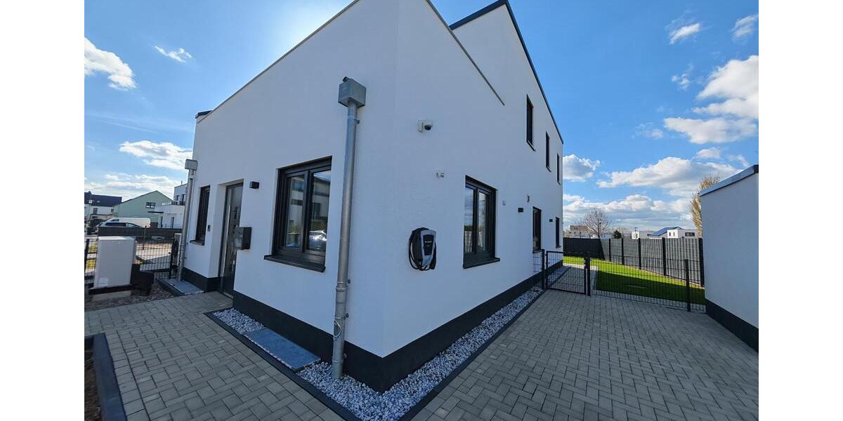 Doppelhaushälfte Hochheim am Main - 13 Zimmer, 220 m&sup2;, 1.149.000&euro; | Angebot:26415385