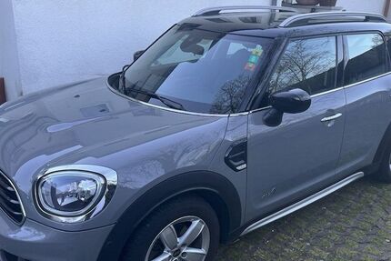 Mini Countryman D (Cooper) 149.400 km 12.500 &euro; Frankfurt am Main 65931