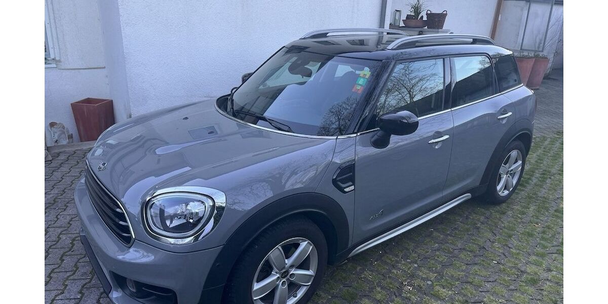 Mini Countryman D (Cooper) 149.400 km 12.500 &euro; Frankfurt am Main 65931