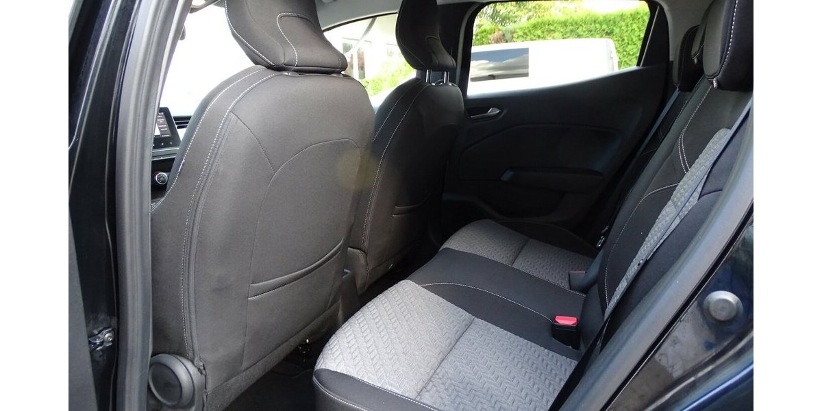 Renault Clio 1,0l Evolution Navi Rückfahrkamera, Einparkhi 31.015 km 12.790 &euro; Rodgau 63110