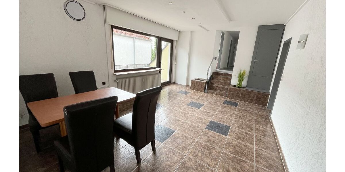 Großzügiges Anwesen mit vielseitigen Nutzungsmöglichkeiten im Herzen von Erzhausen zimmer