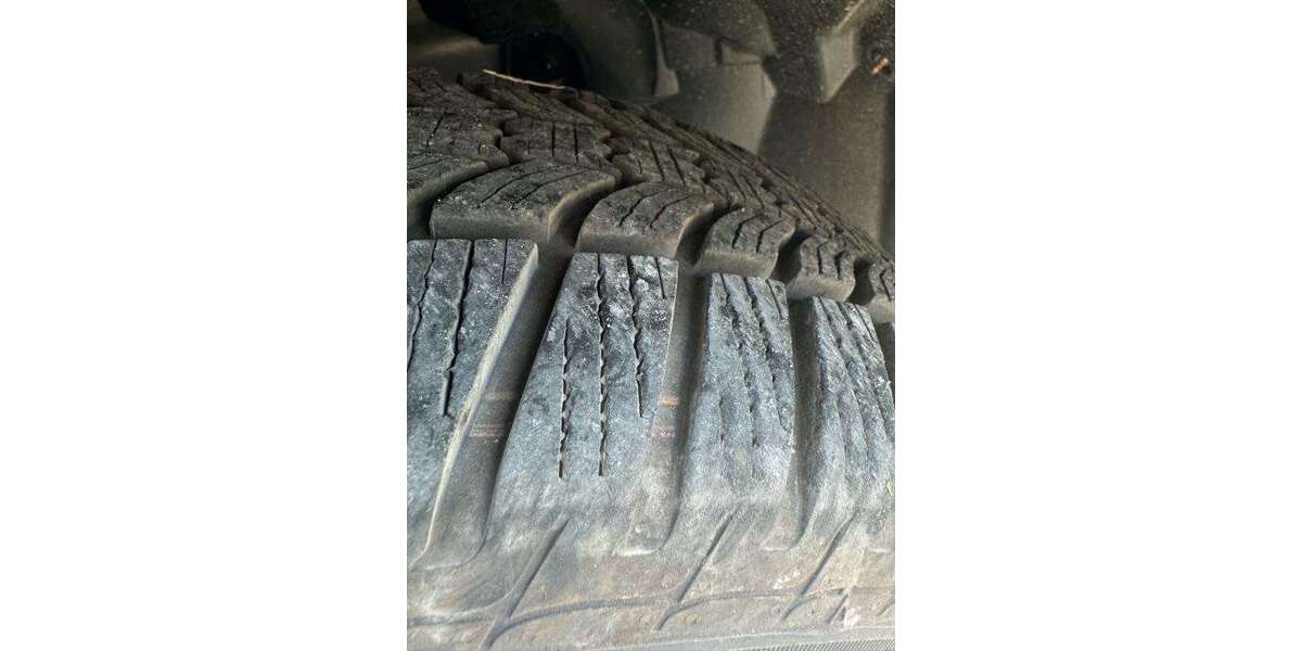 Ford Mondeo 271.000 km 3.200 &euro; Frankfurt am Main 60596