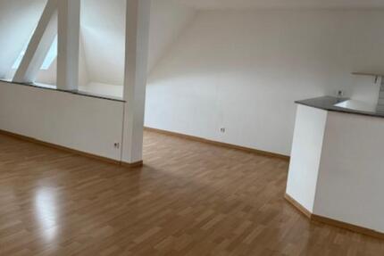 Wohnung Darmstadt Darmstadt-Nord - 3 Zimmer, 92 m&sup2;, 1.000&euro; | Angebot:25056866