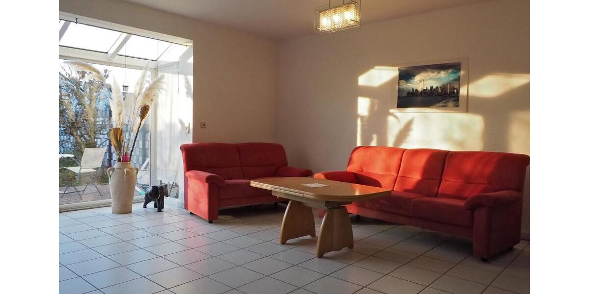Doppelhaushälfte Griesheim - 4 Zimmer, 124 m&sup2;, 2.200&euro; | Angebot:25075972
