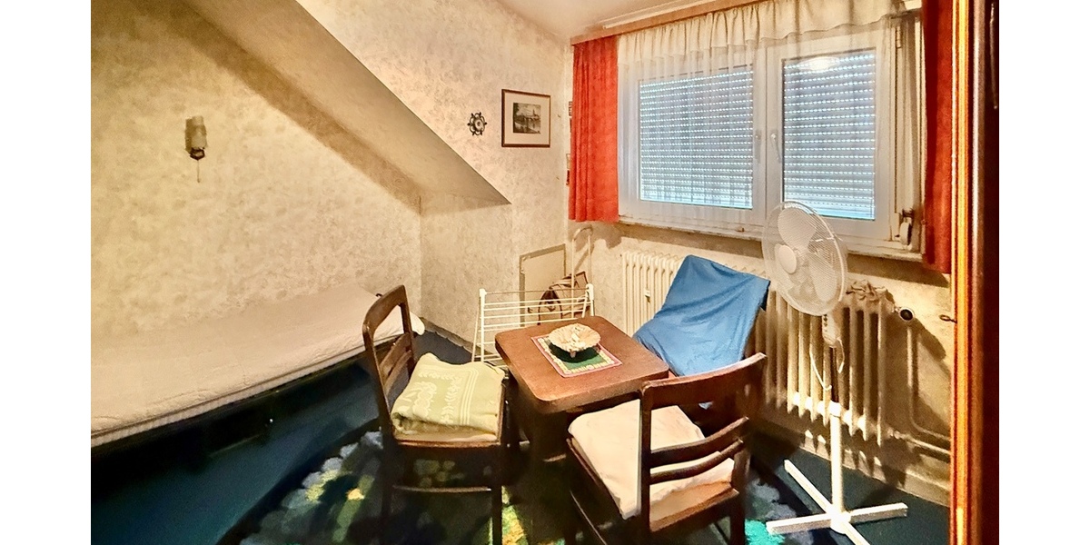 Charmantes 1- bis 3-Familienhaus in zentraler und dennoch ruhiger Lage von Neu-Isenburg 9 zimmer