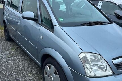 Opel Meriva 198.000 km 700 &euro; Frankfurt 60435