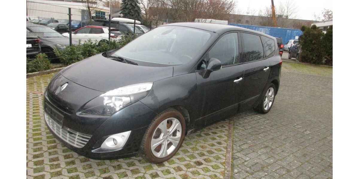 Renault Scenic 112.000 km 5.590 € Darmstadt 64293