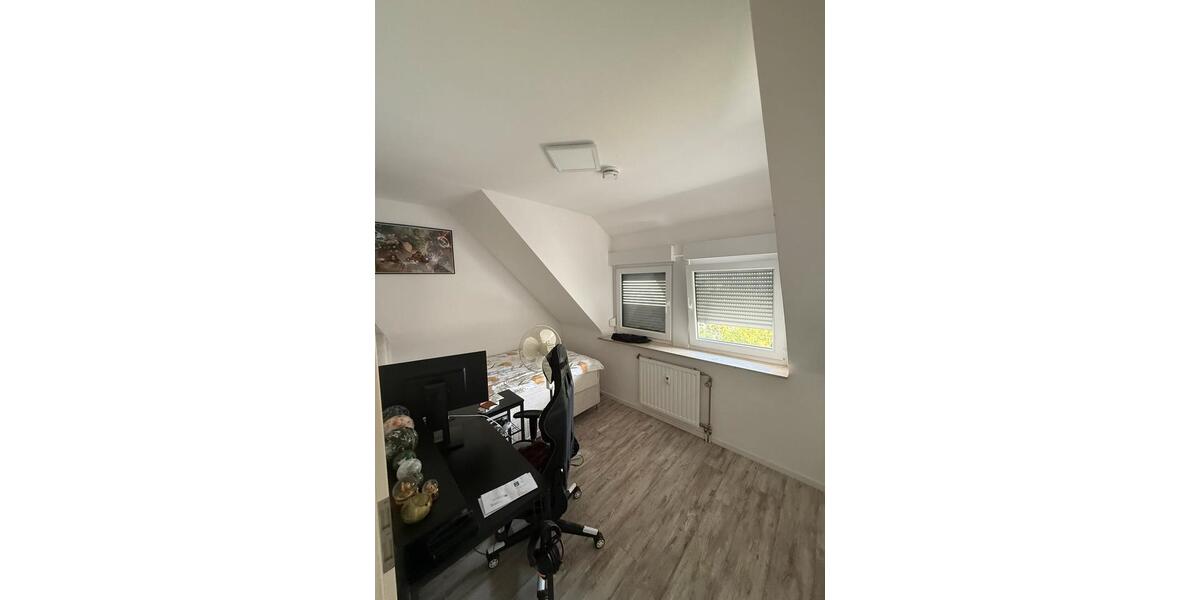 Dachgeschoßwohnung Offenbach am Main - 4 Zimmer, 94 m&sup2;, 399.999&euro; | Angebot:26781202