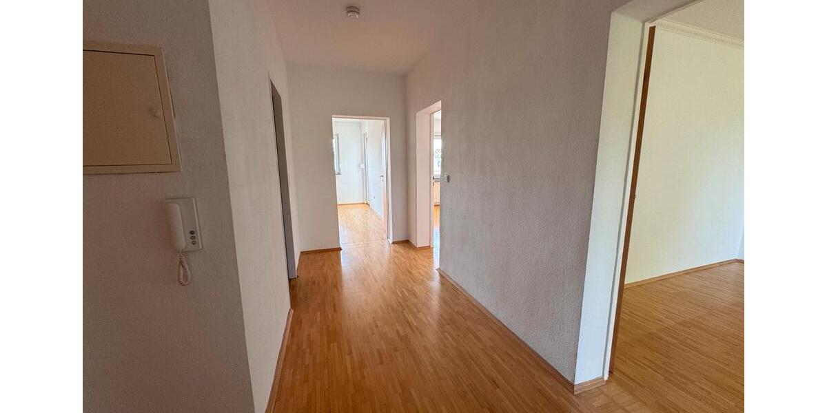 Etagenwohnung Rüsselsheim am Main - 3 Zimmer, 71 m&sup2;, 259.000&euro; | Angebot:26944866