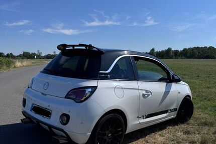 Opel Adam 146.355 km 5.399 &euro; Rödermark 63322