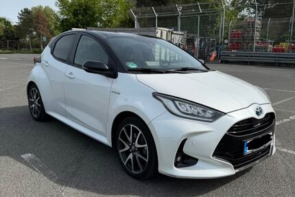 Toyota Yaris 62.000 km 16.790 &euro; Frankfurt am Main 60489