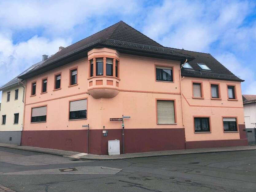 Haus zum Kaufen in Groß-Rohrheim 775.000 € 380 m²