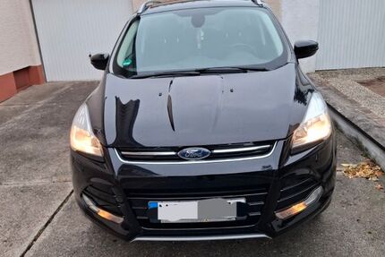 Ford Kuga 178.000 km 9.000 &euro; Ginsheim Gustavsburg 65452