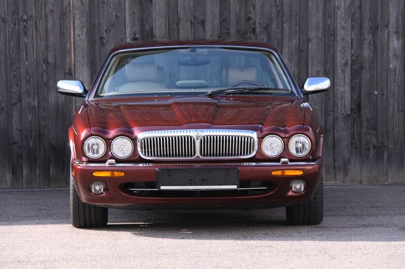 Jaguar Daimler 89.000 km 49.999 € Heppenheim 64646