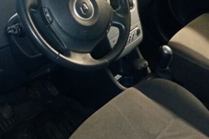 Renault Modus 97.570 km 1.690 &euro; Kelsterbach 65451