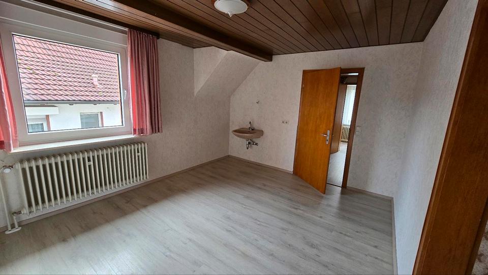Einfamilienhaus Breuberg - 4.5 Zimmer, 150 m&sup2;, 1.200&euro; | Angebot:25261085