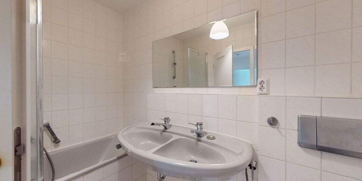 Etagenwohnung Frankfurt am Main Dornbusch - 3 Zimmer, 81 m&sup2;, 450.000&euro; | Angebot:25209915