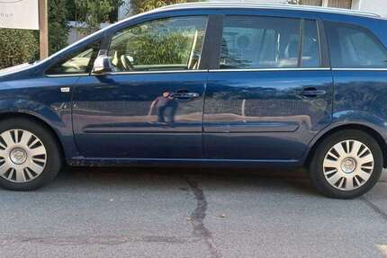 Opel Zafira 213.000 km 2.600 € Rüsselsheim 65428