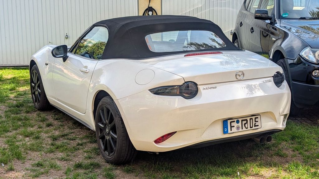 Mazda MX-5 27.900 km 16.900 &euro; Frankfurt 60439