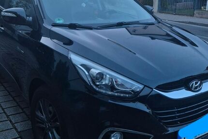 Hyundai ix35 140.000 km 9.600 &euro; Rüsselsheim 65428