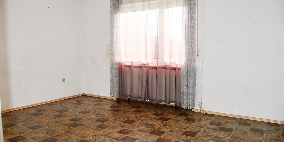 Großzügiges 3-Parteienhaus in angenehmer zentraler Wohnlage von Pfungstadt - Mehrfamilienhaus, Wohnhaus Pfungstadt Weiterstadt | Angebot:24420397