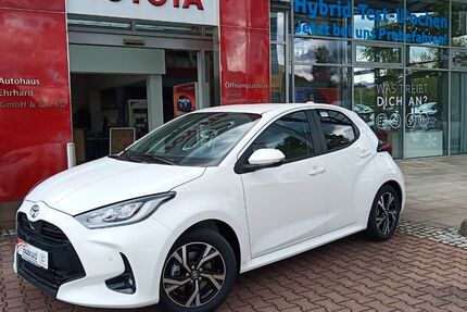 Toyota Yaris 3.680 km 24.790 &euro; Brensbach 64395