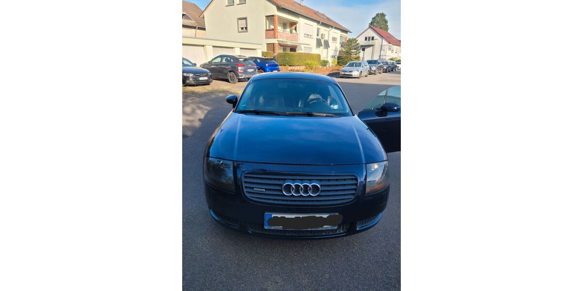 Audi TT 288.000 km 2.900 &euro; Rüsselsheim 65428