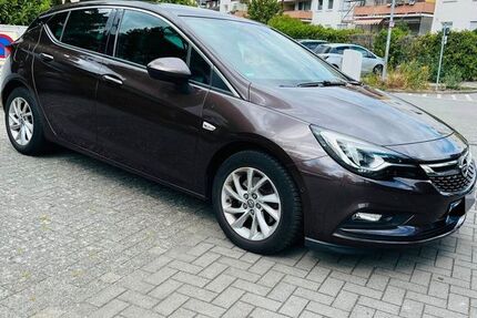 Opel Astra 145.000 km 10.900 &euro; Dreieich 63303
